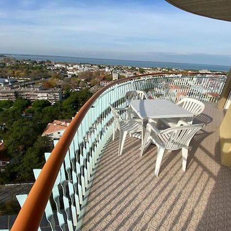 Ferienwohnung Cond Torre Lignano Sabbiadoro Exterior foto